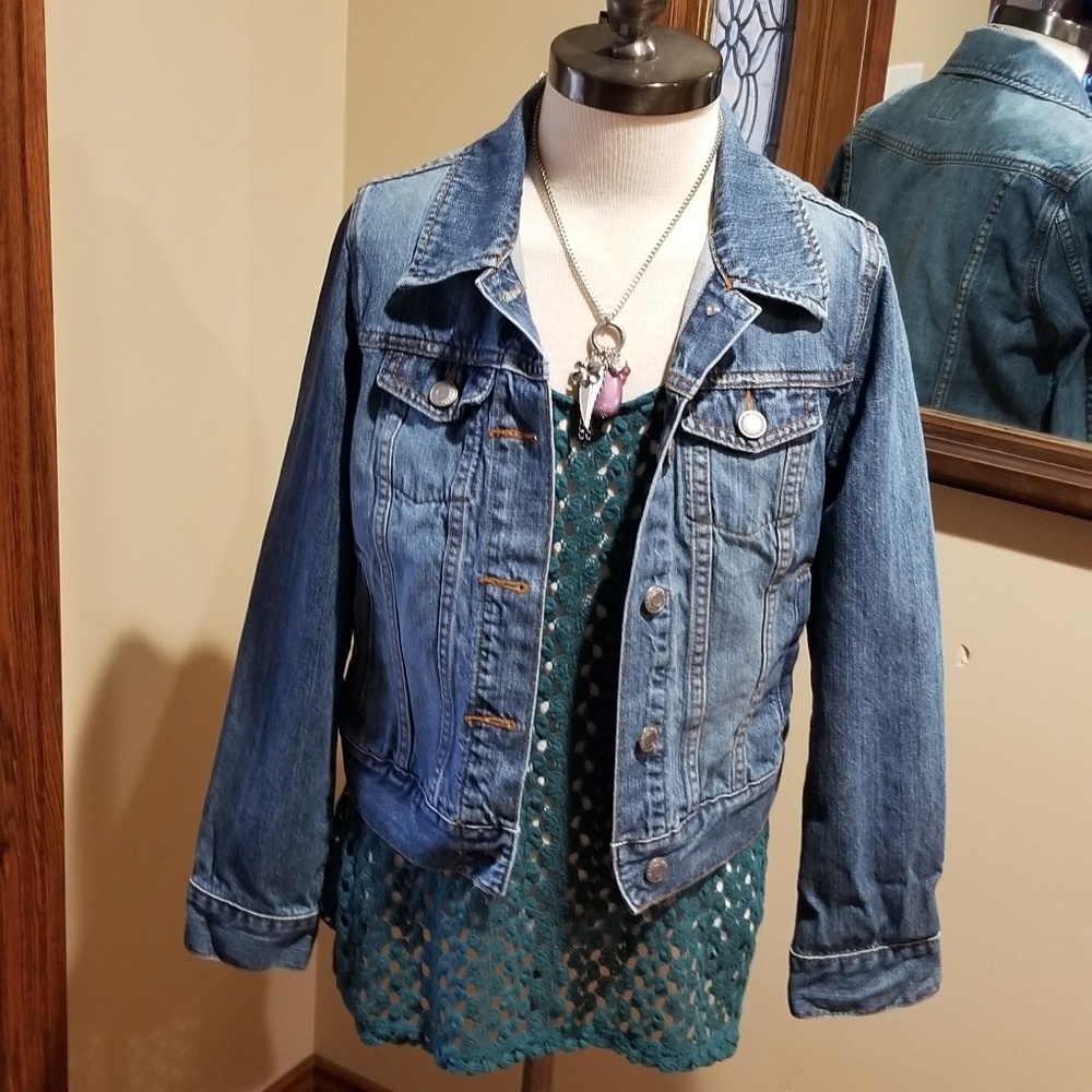 OLD NAVY SMALL JEAN JACKET